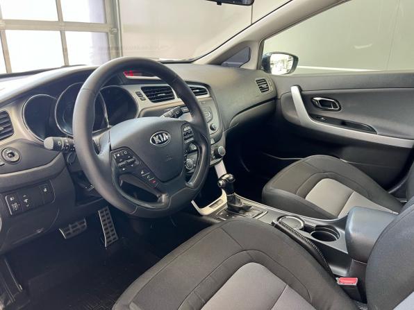 Kia Ceed II с пробегом 2013 года, цена 919 000 рублей, 229997 км, универсал, Автокод Объявления