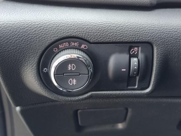 Opel Astra J Рестайлинг с пробегом 2012 года, цена 800 000 рублей, 138503 км, хэтчбек, Автокод Объявления