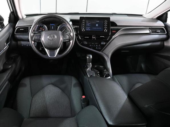 Toyota Camry VIII (XV70) Рестайлинг с пробегом 2021 года, цена 2 679 000 рублей, 50551 км, седан, Автокод Объявления