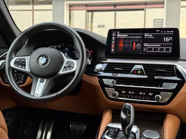 BMW 5 серии VII (G30/G31/G38) Рестайлинг с пробегом 2021 года, цена 4 800 000 рублей, 45496 км, седан, Автокод Объявления