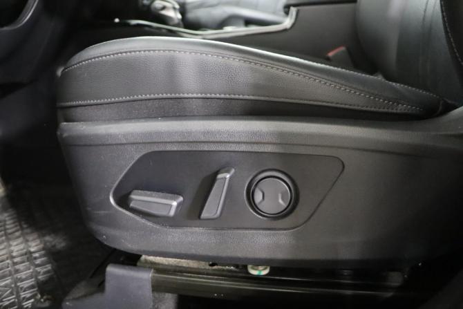 Kia Sorento IV с пробегом 2021 года, цена 3 549 990 рублей, 115271 км, внедорожник, Автокод Объявления