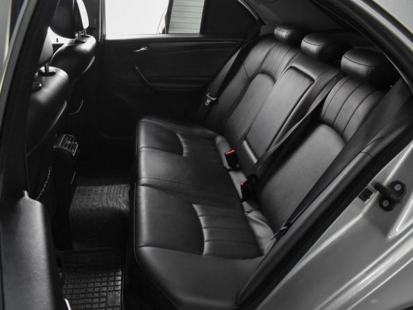 Mercedes-Benz C-Класс II (W203) Рестайлинг с пробегом 2006 года, цена 698 000 рублей, 292243 км, седан, Автокод Объявления
