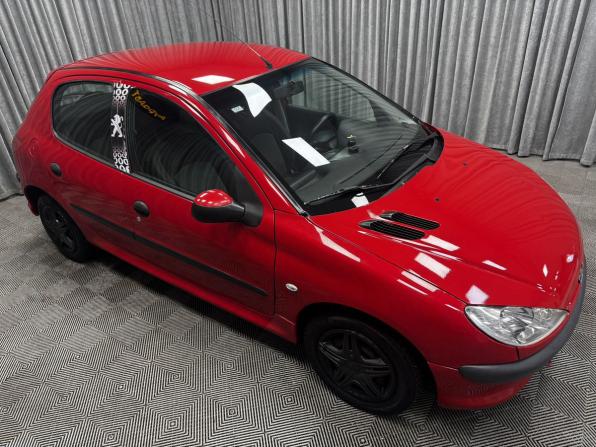 Peugeot 206 с пробегом 2006 года, цена 300 000 рублей, 198216 км, хэтчбек, Автокод Объявления