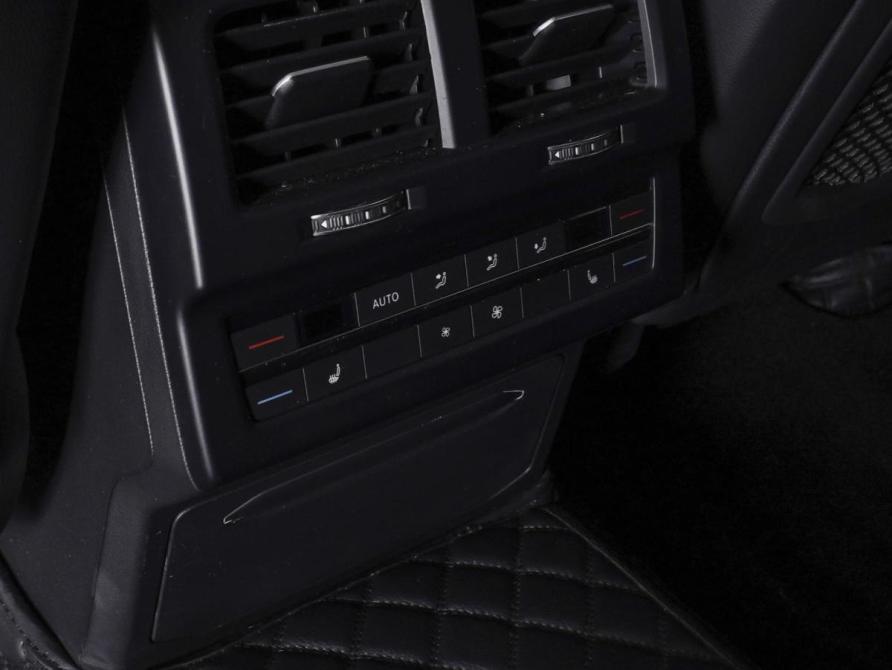 Volkswagen Touareg III Ростов-на-Дону  - изображение 16