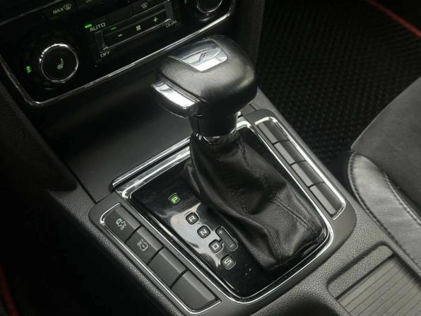 Skoda Superb II с пробегом 2012 года, цена 849 000 рублей, 256000 км, лифтбек, Автокод Объявления