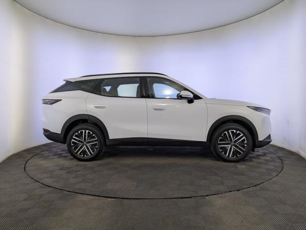 Omoda C7 с пробегом 2025 года, цена 2 700 000 рублей, 5473 км, внедорожник, Автокод Объявления