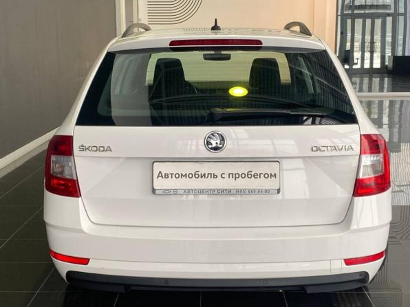 Skoda Octavia III (A7) Рестайлинг с пробегом 2019 года, цена 1 999 000 рублей, 96104 км, универсал, Автокод Объявления