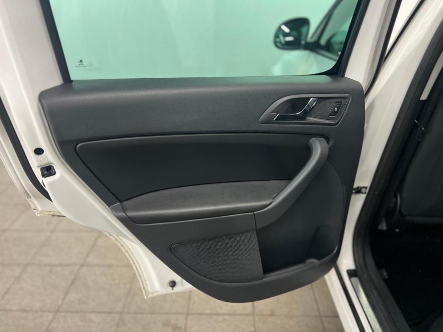 Skoda Yeti I Рестайлинг Санкт-Петербург  - изображение 13