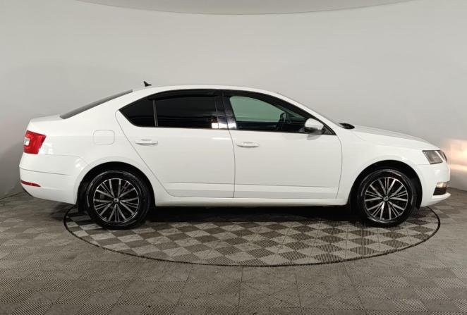 Skoda Octavia III (A7) Рестайлинг с пробегом 2019 года, цена 1 850 000 рублей, 86073 км, универсал, Автокод Объявления
