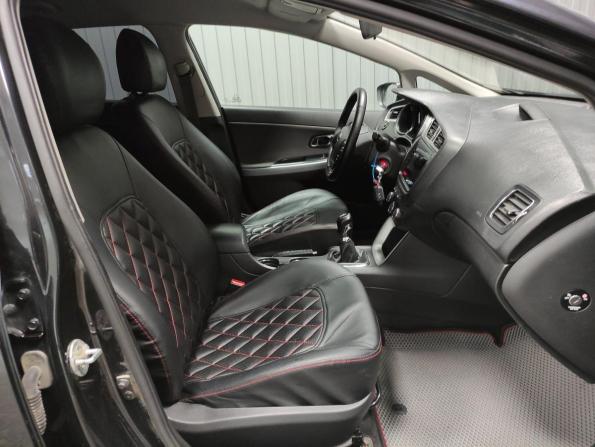 Kia Ceed II с пробегом 2014 года, цена 909 000 рублей, 176420 км, хэтчбек, Автокод Объявления