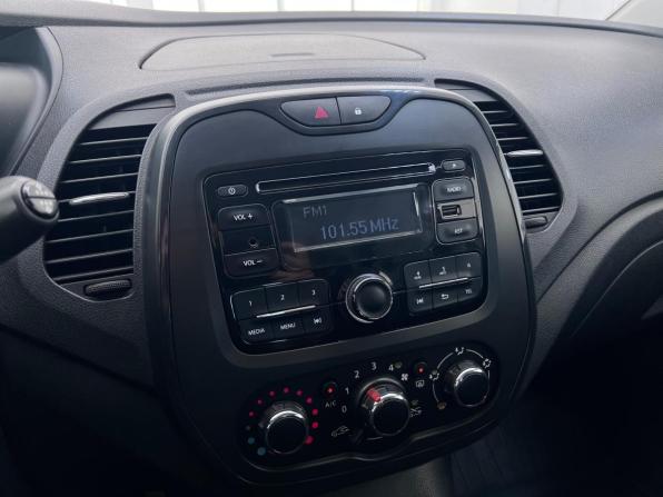 Renault Kaptur I с пробегом 2016 года, цена 1 330 000 рублей, 133185 км, внедорожник, Автокод Объявления