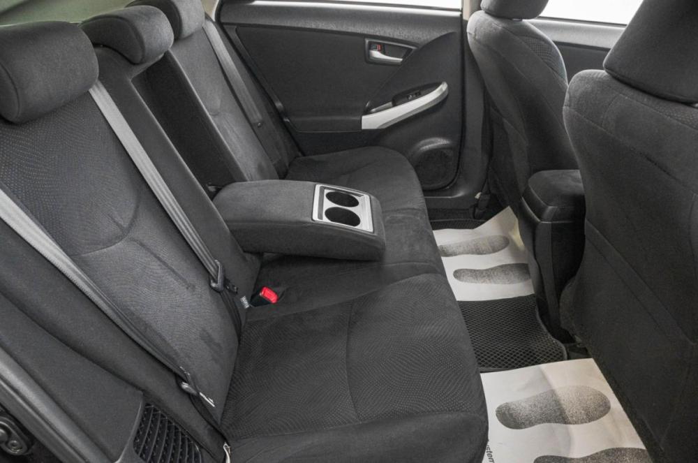 Toyota Prius III Рестайлинг (XW30) Барнаул  - изображение 24