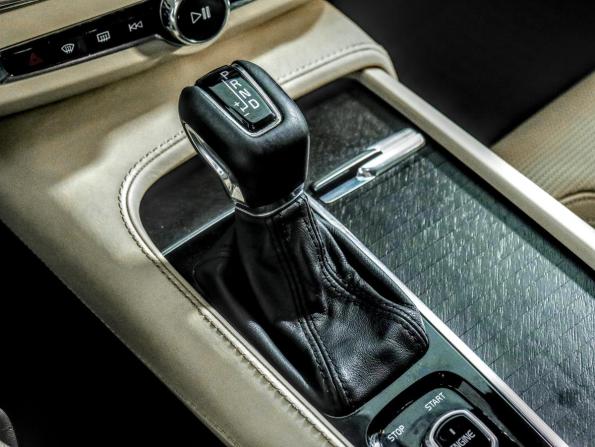 Volvo V90 Cross Country I с пробегом 2017 года, цена 2 580 000 рублей, 181249 км, универсал, Автокод Объявления