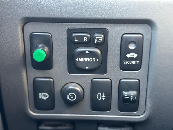Toyota Hilux VII Рестайлинг с пробегом 2012 года, цена 2 600 000 рублей, 210413 км, пикап, Автокод Объявления