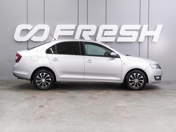 Skoda Rapid I с пробегом 2014 года, цена 1 060 000 рублей, 166575 км, лифтбек, Автокод Объявления