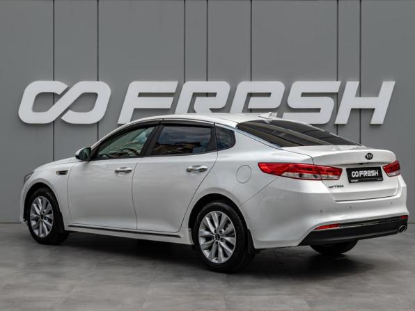Kia Optima IV Рестайлинг с пробегом 2018 года, цена 1 865 000 рублей, 173772 км, седан, Автокод Объявления