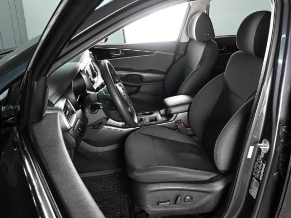Kia Sorento III Prime Рестайлинг с пробегом 2018 года, цена 2 259 000 рублей, 121350 км, внедорожник, Автокод Объявления