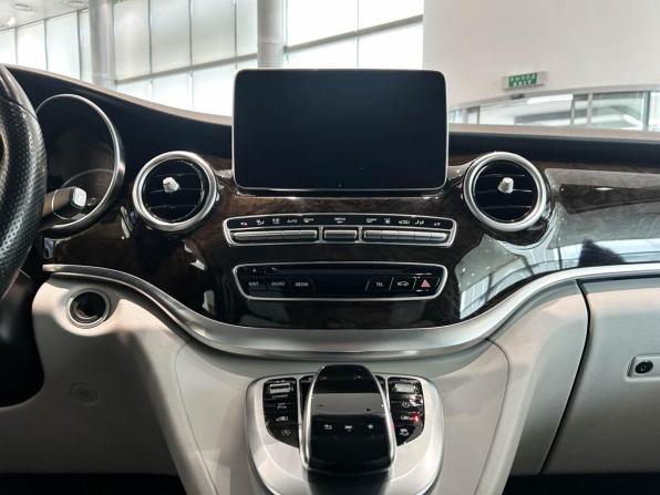 Mercedes-Benz V-Класс III (W447) с пробегом 2018 года, цена 4 759 000 рублей, 64428 км, минивэн, Автокод Объявления