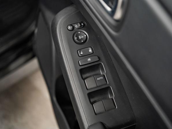 Honda Vezel II с пробегом 2021 года, цена 2 385 000 рублей, 23272 км, внедорожник, Автокод Объявления