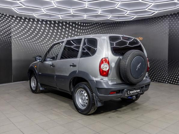 Chevrolet Niva I с пробегом 2009 года, цена 258 000 рублей, 108757 км, внедорожник, Автокод Объявления