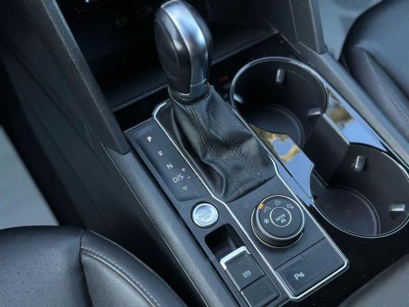 Volkswagen Teramont I с пробегом 2018 года, цена 3 149 000 рублей, 190045 км, внедорожник, Автокод Объявления