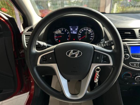 Hyundai Solaris I с пробегом 2012 года, цена 1 040 000 рублей, 37005 км, хэтчбек, Автокод Объявления