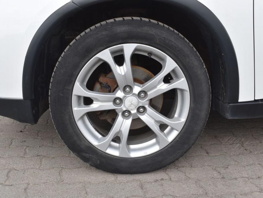 Mitsubishi Outlander III Рестайлинг Архангельск  - изображение 9