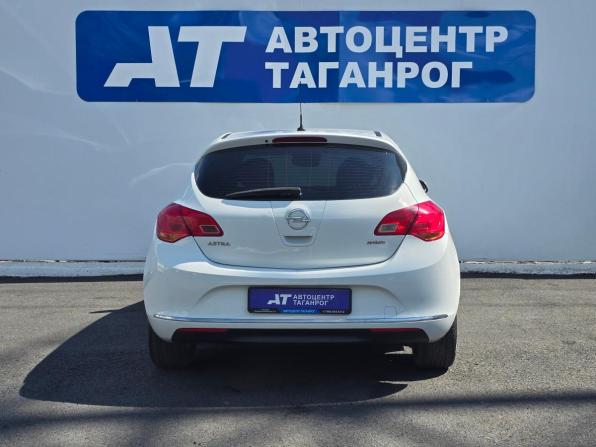Opel Astra J Рестайлинг с пробегом 2013 года, цена 949 000 рублей, 179034 км, хэтчбек, Автокод Объявления
