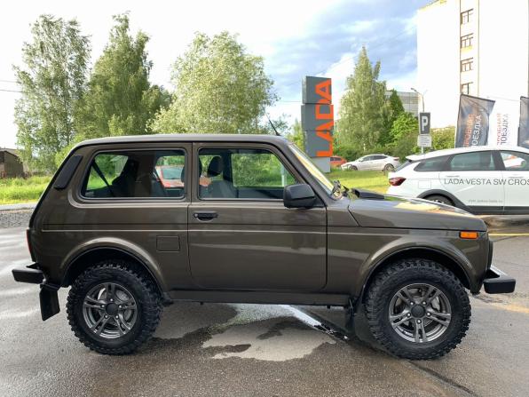 Lada (ВАЗ) Niva Legend с пробегом 2023 года, цена 1 050 000 рублей, 17980 км, внедорожник, Автокод Объявления
