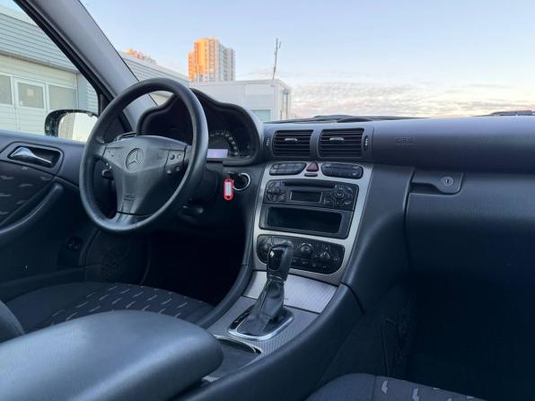 Mercedes-Benz C-Класс II (W203) с пробегом 2003 года, цена 500 000 рублей, 250000 км, хэтчбек, Автокод Объявления