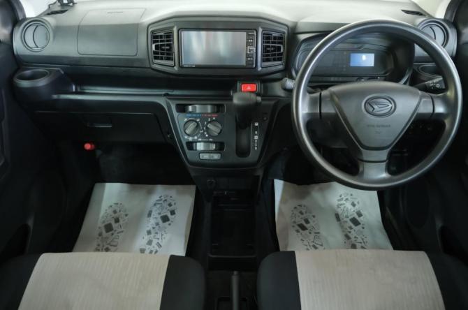 Daihatsu Mira e:S II с пробегом 2021 года, цена 849 000 рублей, 48000 км, хэтчбек, Автокод Объявления