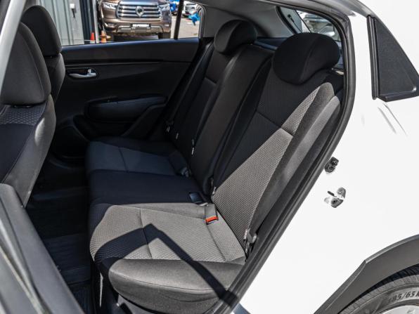 Kia Rio IV Рестайлинг с пробегом 2021 года, цена 1 899 000 рублей, 57885 км, хэтчбек, Автокод Объявления