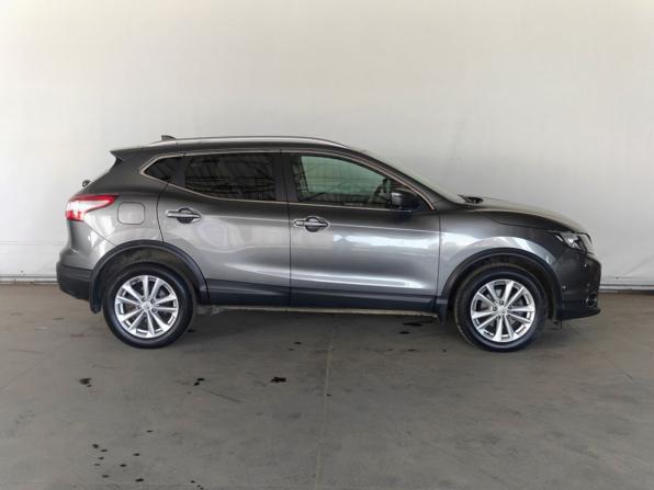 Nissan Qashqai II с пробегом 2017 года, цена 1 675 000 рублей, 117525 км, внедорожник, Автокод Объявления