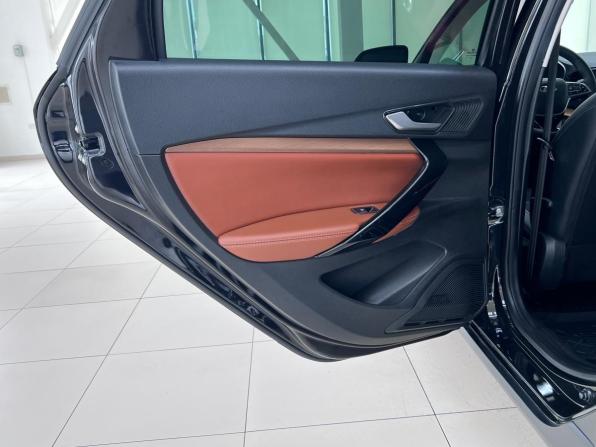 Lada (ВАЗ) Vesta I Рестайлинг (NG) с пробегом 2024 года, цена 1 490 000 рублей, 58000 км, универсал, Автокод Объявления