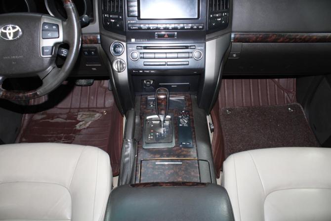 Toyota Land Cruiser 200 Series с пробегом 2011 года, цена 3 300 000 рублей, 248211 км, внедорожник, Автокод Объявления