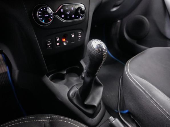 Renault Sandero II с пробегом 2015 года, цена 825 000 рублей, 155000 км, хэтчбек, Автокод Объявления