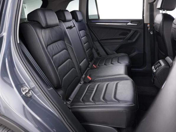Volkswagen Tiguan II Рестайлинг с пробегом 2021 года, цена 3 299 077 рублей, 52996 км, внедорожник, Автокод Объявления