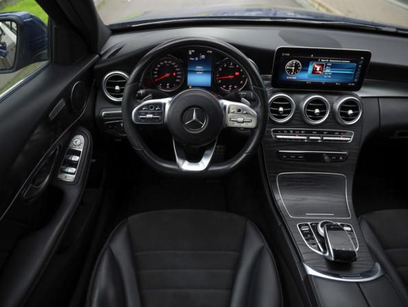 Mercedes-Benz C-Класс IV (W205) Рестайлинг с пробегом 2018 года, цена 2 349 000 рублей, 167826 км, седан, Автокод Объявления