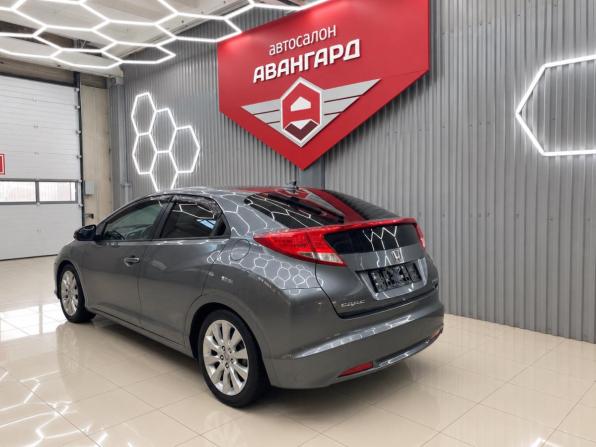 Honda Civic IX с пробегом 2012 года, цена 1 015 000 рублей, 226810 км, хэтчбек, Автокод Объявления