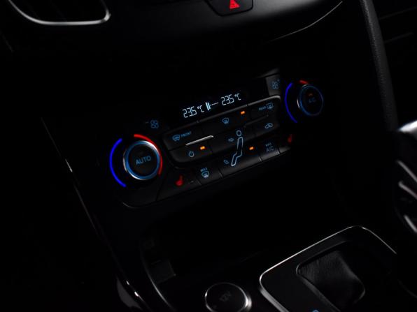 Ford Focus III Рестайлинг с пробегом 2017 года, цена 1 190 000 рублей, 112162 км, хэтчбек, Автокод Объявления