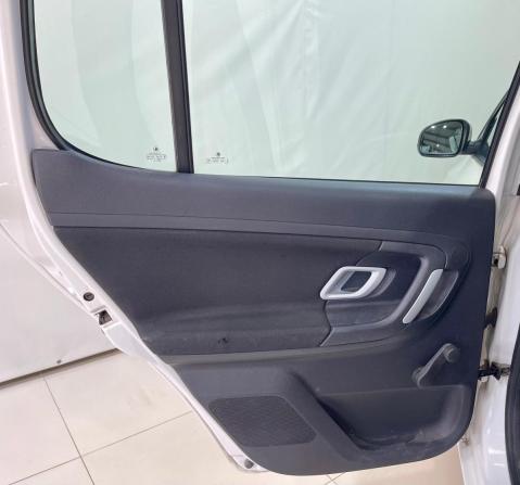 Skoda Fabia II Рестайлинг с пробегом 2010 года, цена 265 000 рублей, 308864 км, хэтчбек, Автокод Объявления