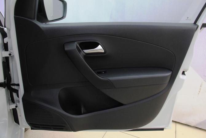 Volkswagen Polo V Рестайлинг с пробегом 2019 года, цена 1 199 000 рублей, 152843 км, седан, Автокод Объявления