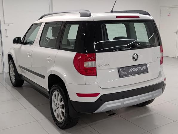 Skoda Yeti I Рестайлинг с пробегом 2015 года, цена 1 259 000 рублей, 156926 км, внедорожник, Автокод Объявления