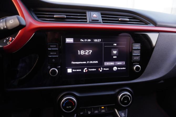 Kia Rio IV Рестайлинг с пробегом 2022 года, цена 1 565 000 рублей, 73195 км, хэтчбек, Автокод Объявления