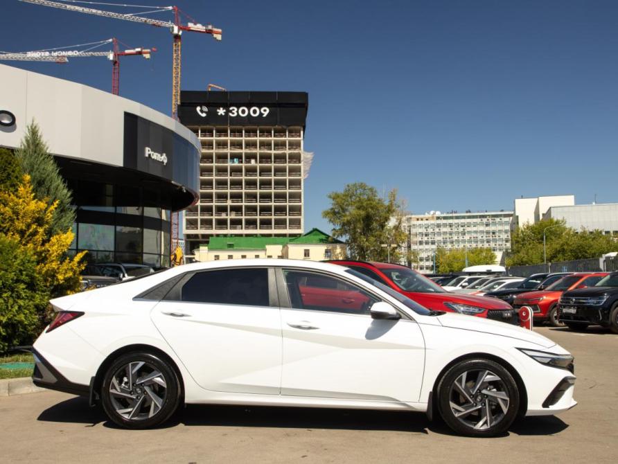Hyundai Elantra VII (CN7) Рестайлинг Москва  - изображение 3