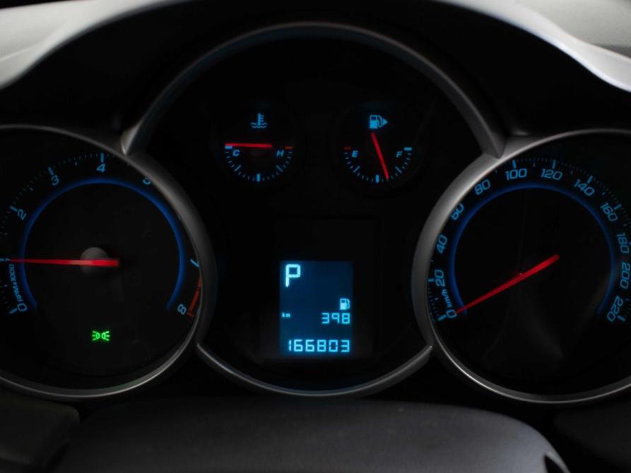 Chevrolet Cruze I Рестайлинг Москва  - изображение 13