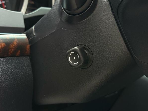 Toyota Land Cruiser 200 Series Рестайлинг 1 с пробегом 2013 года, цена 3 759 000 рублей, 244860 км, внедорожник, Автокод Объявления