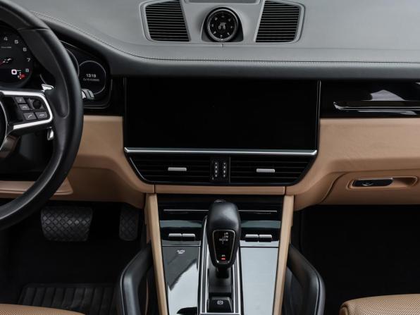 Porsche Cayenne III с пробегом 2018 года, цена 4 698 000 рублей, 170933 км, внедорожник, Автокод Объявления