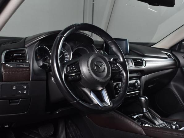 Mazda 6 III (GJ) Рестайлинг с пробегом 2017 года, цена 1 919 999 рублей, 122237 км, седан, Автокод Объявления