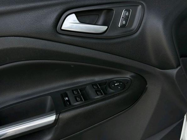 Ford Kuga II с пробегом 2014 года, цена 1 099 000 рублей, 225696 км, внедорожник, Автокод Объявления